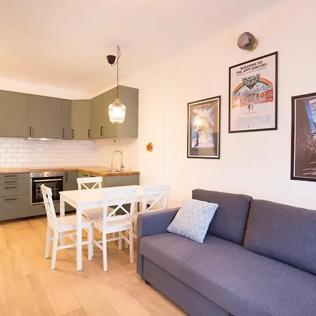 Apartment Firpo - Cozy Two Bedroom Centre Vis